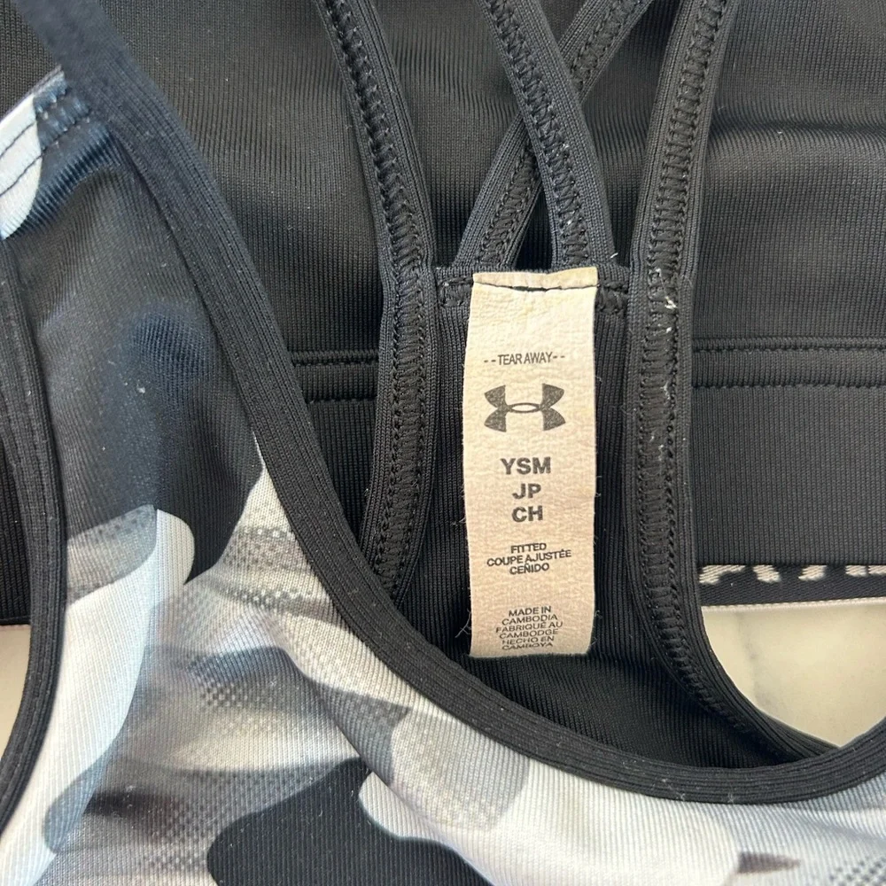 Under Armour Girls Sports Bras!! Gently used!! Set of 3!! - Picture 2 of 7